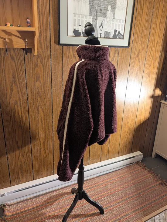 Cozy Sherpa Half-Zip Pullover - Deep Burgundy - Picture 2 of 4